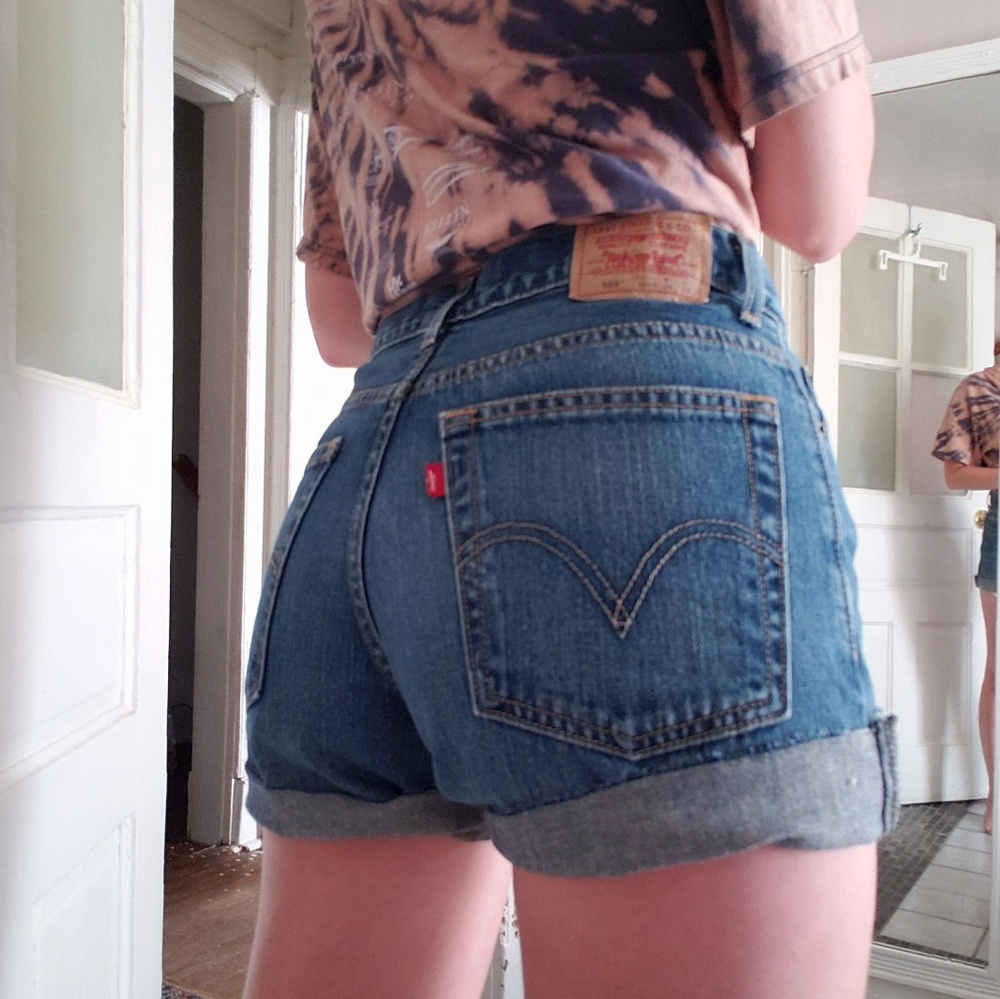 VTG Levi's 569 denim cutoff shorts 28"